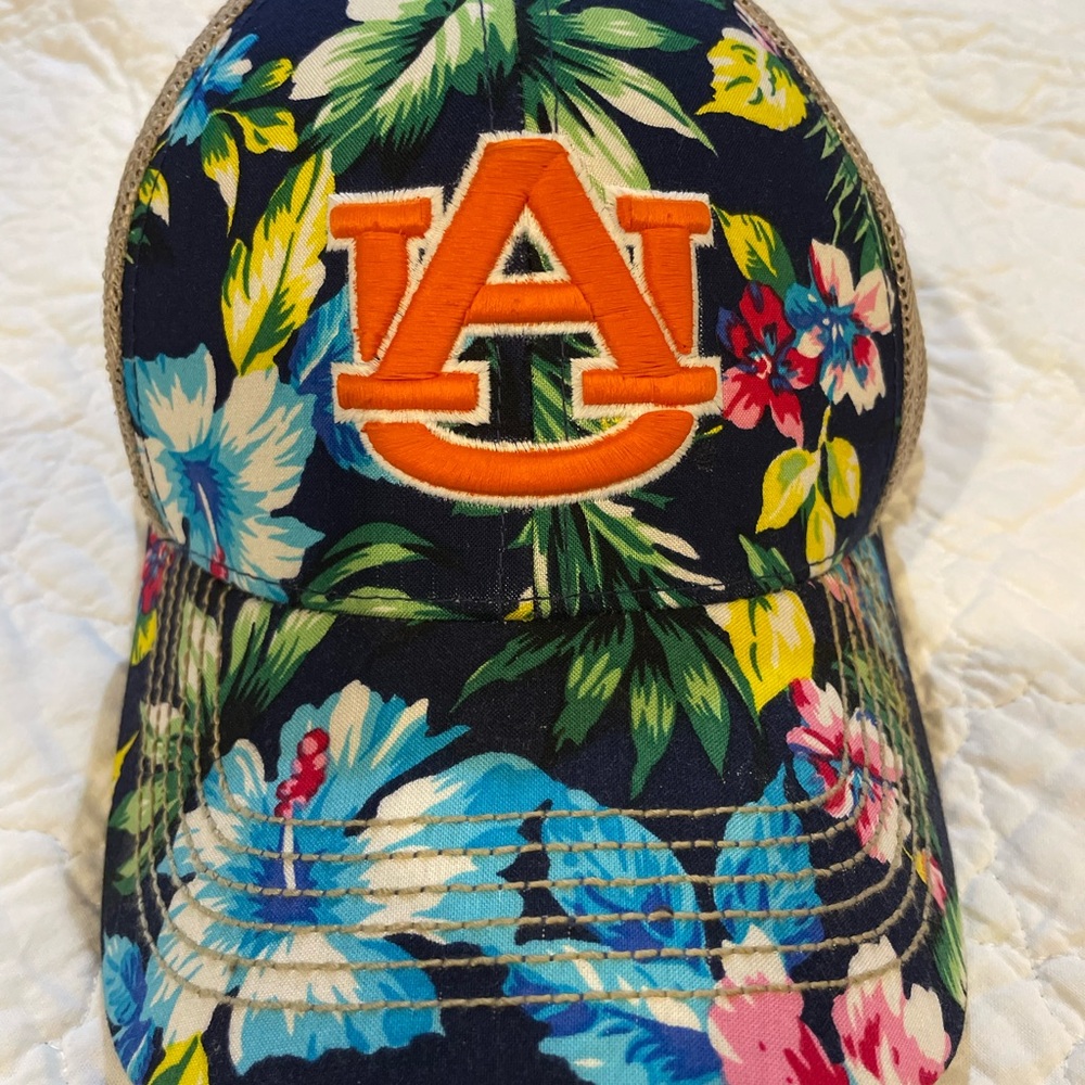 tropical Auburn Tigers trucker hat